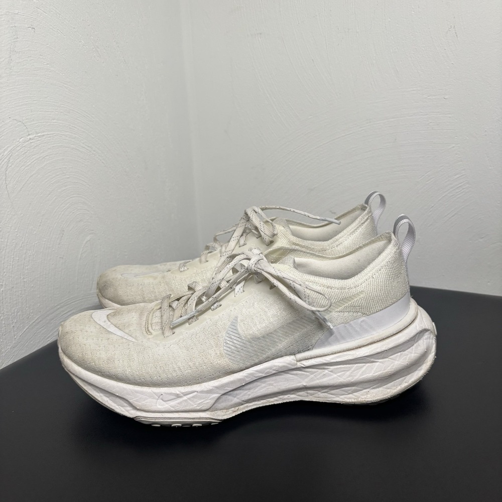 Nike ZoomX Invincible Run Flyknit 3 Womens Size 7.5 White Running Shoes Sneakers